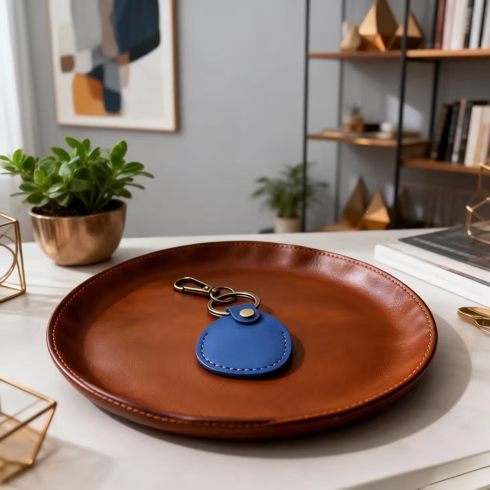 Card Case Minimalist - Защитный кожаный брелок-ключница ручной работы в